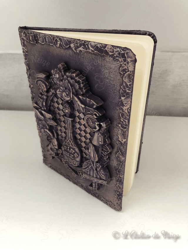 Carnet Alice in Wonderland Violet