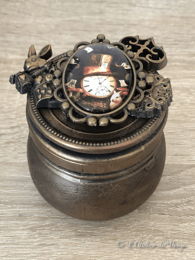 Petit Pot en Verre Chapeau et Horloge