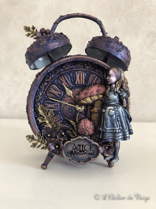 Réveil Alice in Wonderland