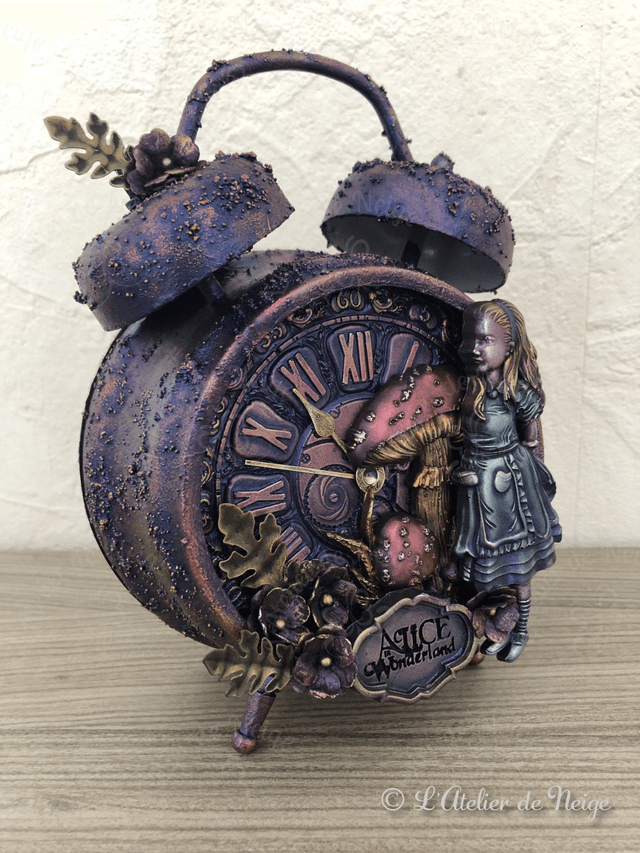 Réveil Alice in Wonderland