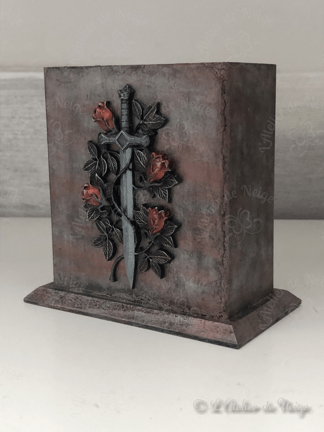 Pot Sword and Roses